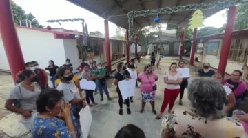 Se quedan sin intendente en preescolar de El Manzano y cierran escuela