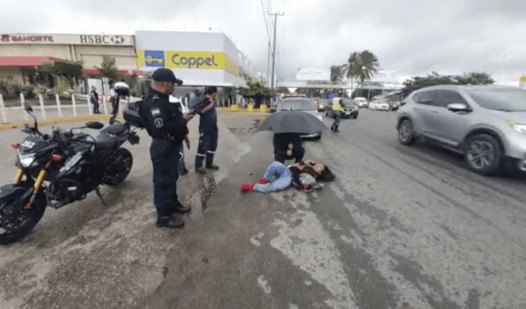 Atropellan y lesionan a motociclista en Ruiz Cortines