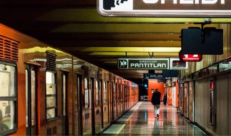 Usuarios reportan asalto en estación del Metro de CDMX; STC lo niega