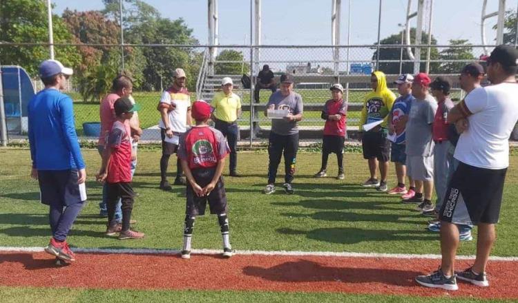 ISSET invita a niños y jóvenes a clases de beisbol, basquetbol, zumba, ajedrez y yoga