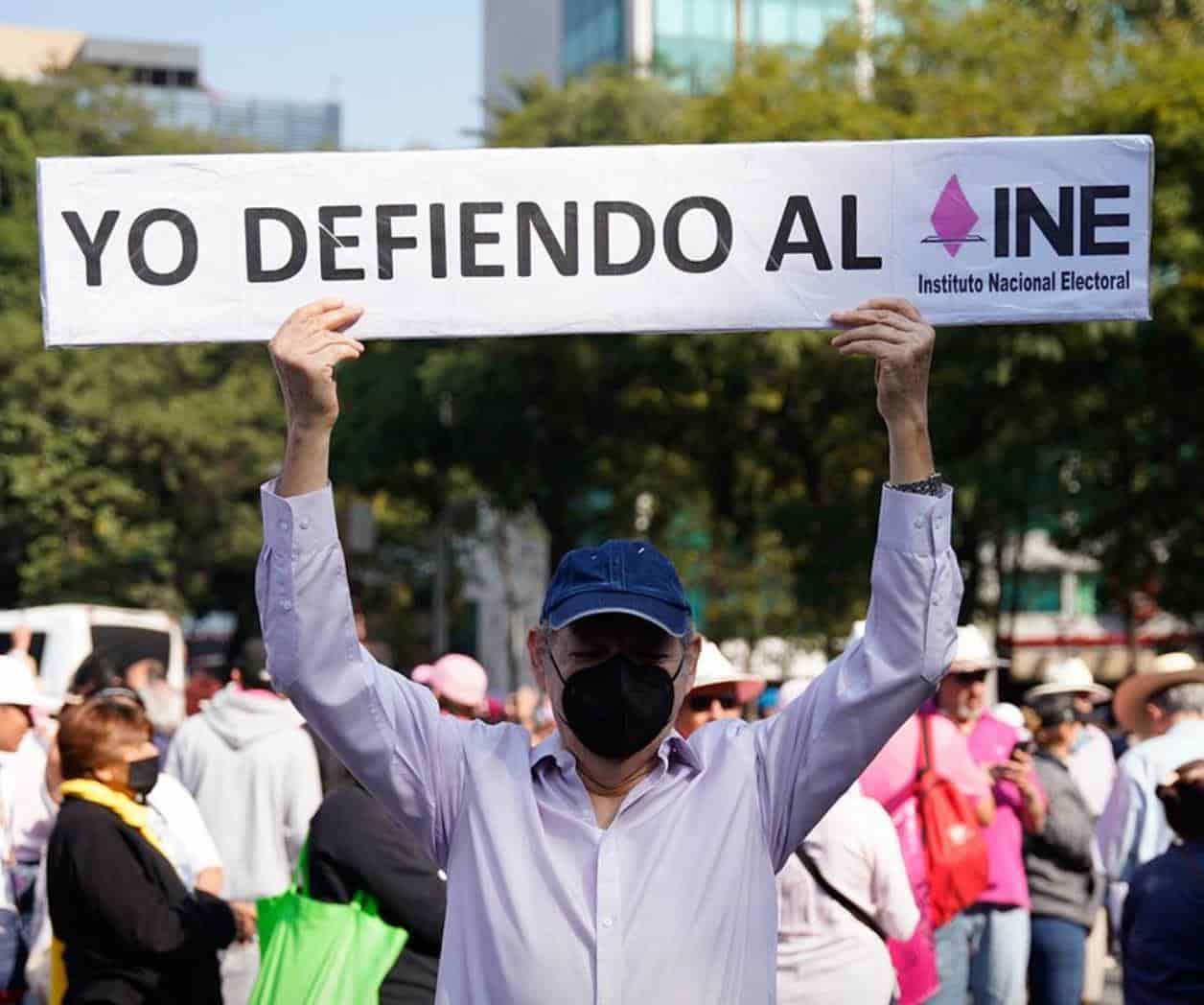 Anuncian nueva marcha en defensa del INE para finales de febrero