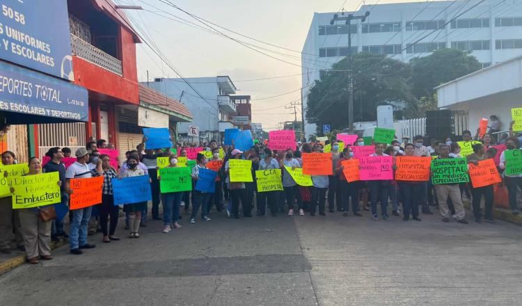 Reclaman sindicalizados de Pemex mejor atención en Hospital Regional de Villahermosa