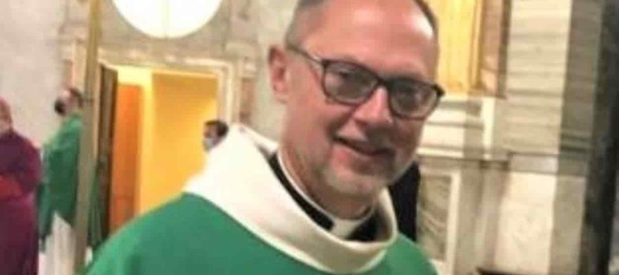 Nombran obispo al sacerdote que postuló la canonización de San Juan Pablo II