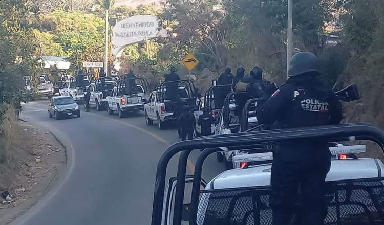 Enfrentamiento entre policías y civiles deja 5 muertos en Guerrero