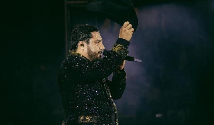 Julión Álvarez está bien, aclara equipo del cantante tras supuesto ataque