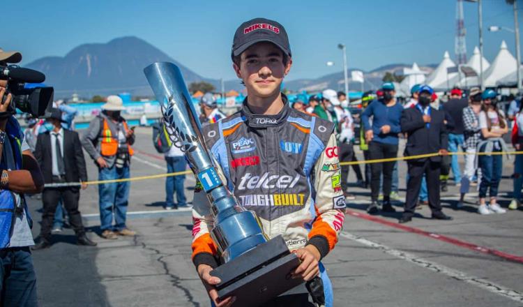 Muere joven piloto mexicano de la serie NASCAR en accidente automovilístico 