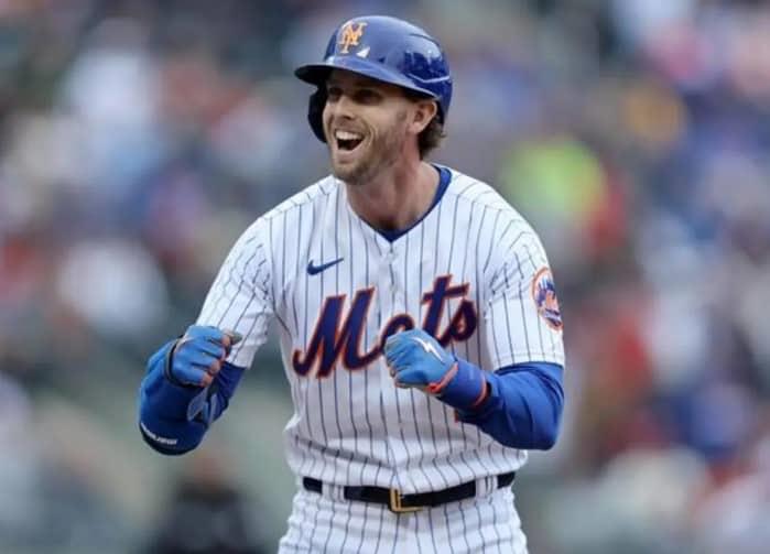 Extiende Mets contrato de Jeff McNeil por cuatro años y 50 mdd