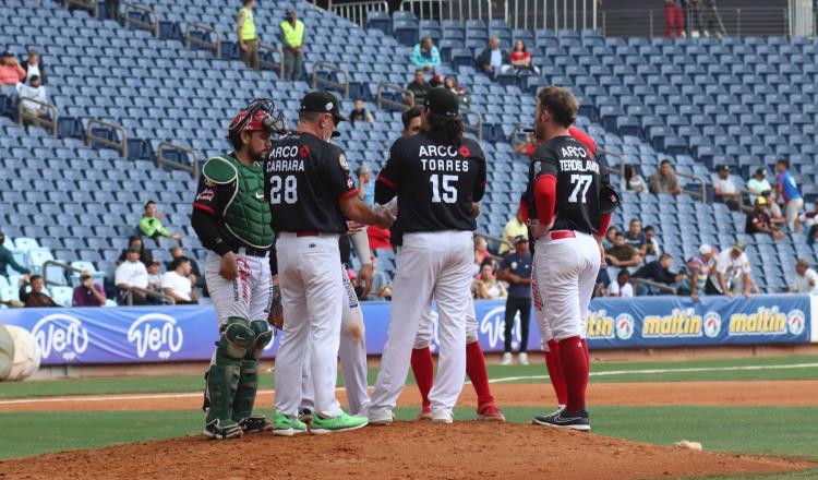 México cae 9-3 ante PR en Serie del Caribe, pero se instala en semifinales