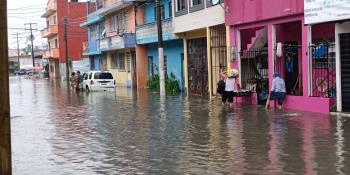 Falla eléctrica en cárcamo provoca anegaciones en calles de Casa Blanca