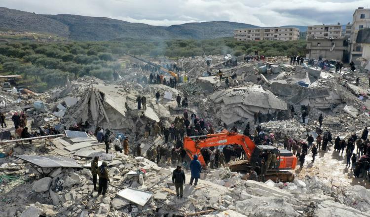 Asciende a 25 mil los muertos por terremotos en Turquía y Siria