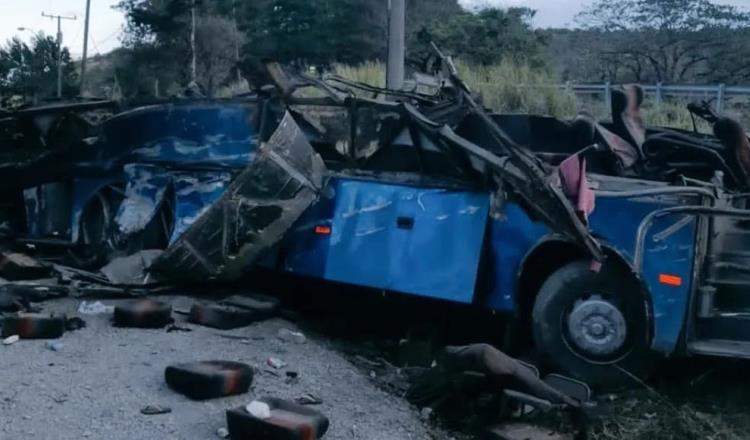 Choque de autobús con migrantes deja 39 muertos en Panamá