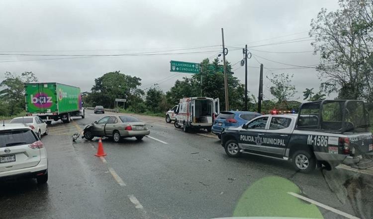 Choque deja 3 heridos en la Cárdenas-Villahermosa