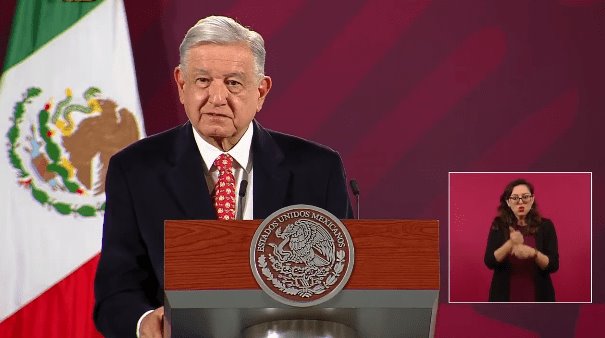 Rechaza AMLO desabasto de vacunas; acusa presión de laboratorios para comprarles