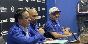 Presentan oficialmente a Tuca Ferretti como DT y al ´Conejo´ Pérez como Director Deportivo de Cruz Azul