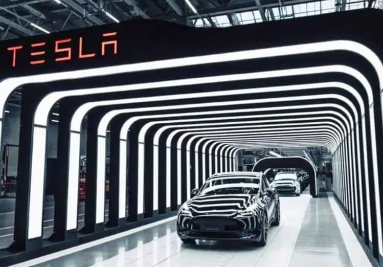 AMLO y Elon Musk habrían logrado acuerdo sobre planta de Tesla en México