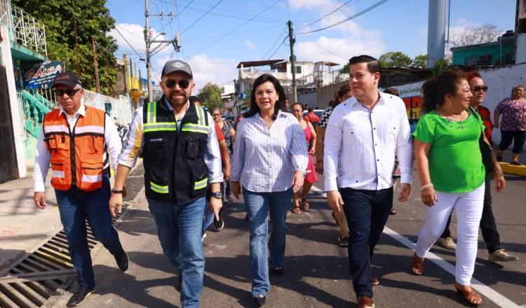 Inaugura Yolanda Osuna obras de drenaje y pavimentación en Guayabal y Sabina