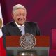 Recibe López Obrador a Ifigenia Martínez en Palacio Nacional