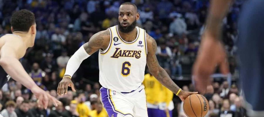 LeBron James se perdería ´varias semanas´ por lesión en el pie derecho