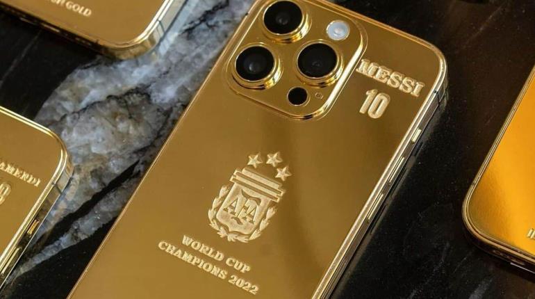 Leo Messi regalará 35 IPhones de Oro a seleccionados argentinos