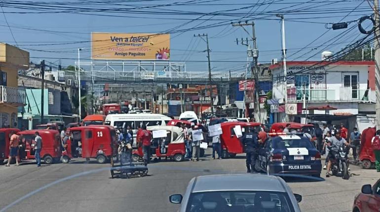 Bloquean avenida de Tierra Colorada tras detención de pochimovilista