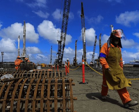 Techin capacitó a 15 estudiantes en soldadura especializada y se los llevó a la refinería Olmeca: UTT