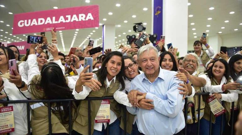 En julio tendremos la red bancaria social más importante de México: AMLO