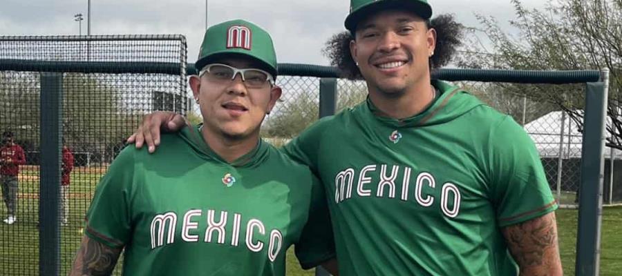 Julio Urías reportó con México para el Clásico Mundial