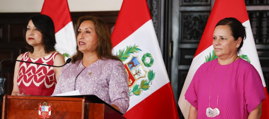 Urge Dina Boluarte a AMLO entregar a Perú la presidencia de la Alianza del Pacífico