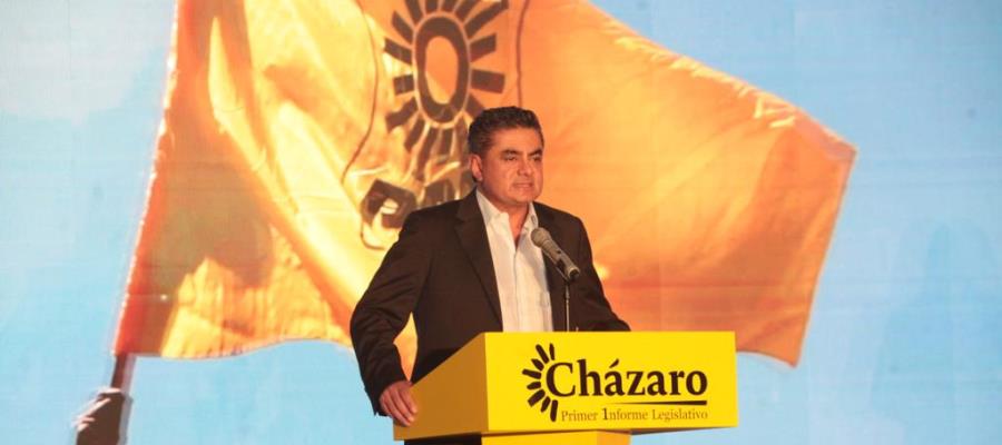 Luis Espinosa Cházaro levanta la mano para buscar la candidatura de Va por México a la CDMX