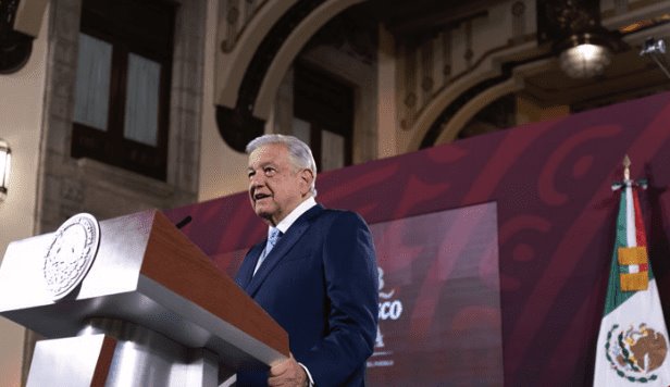 "Ha hecho un buen trabajo": Obrador respalda al Gobernador Merino