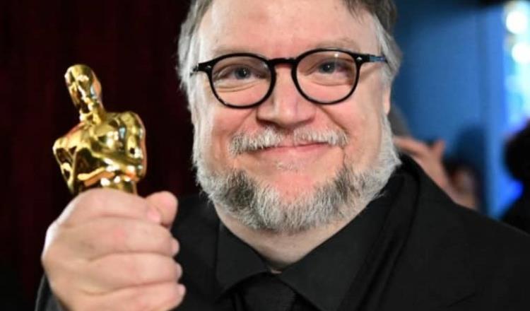 Pinocho, de Guillermo del Toro, gana Oscar a Mejor Película Animada