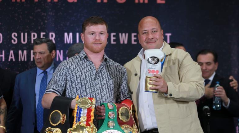 ¡Es oficial! Canelo peleará en el Estadio Akron contra John Ryder