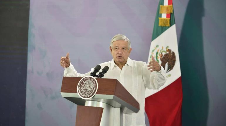 AMLO se lanza contra aspiración de Gustavo de Hoyos a la presidencia