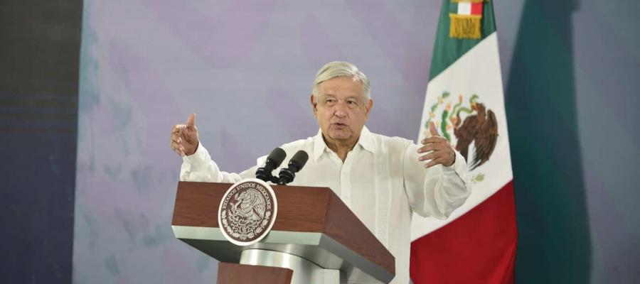 AMLO se lanza contra aspiración de Gustavo de Hoyos a la presidencia