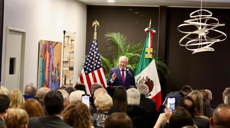 Celebra Ken Salazar inversión de México para reforzar seguridad en frontera con EE. UU.