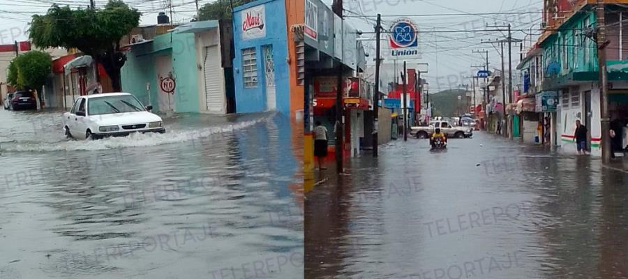 Lluvias generan encharcamientos de hasta 40 centímetros en Paraíso