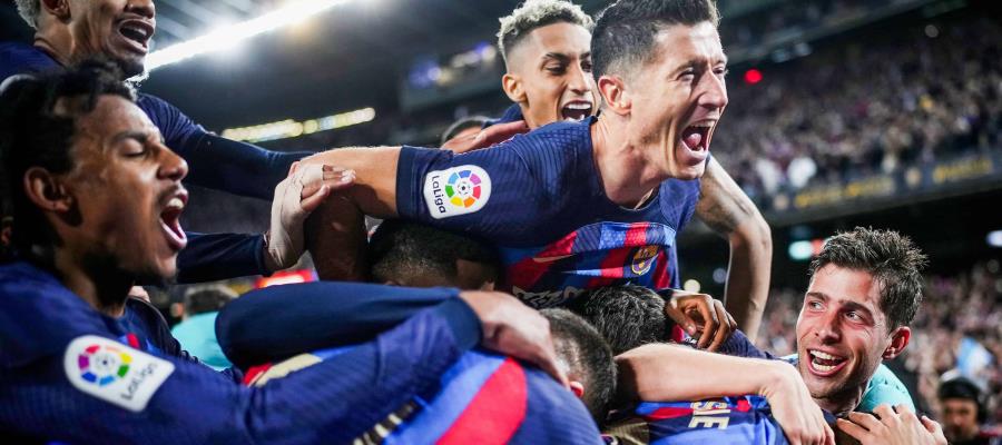 En el Camp Nou, Barcelona se adueña y gana clásico español