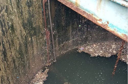 Viven entre las aguas negras en Estrellas de Buenavista por falta de bomba en cárcamo, denuncian habitantes