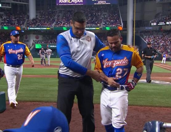 Venezolano José Altuve será operado del pulgar derecho tras bolazo en el Clásico Mundial