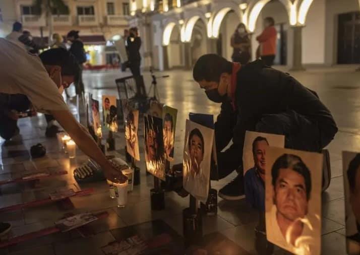 En su gobierno hay "muchos menos" periodistas asesinados que en la época de Calderón: AMLO