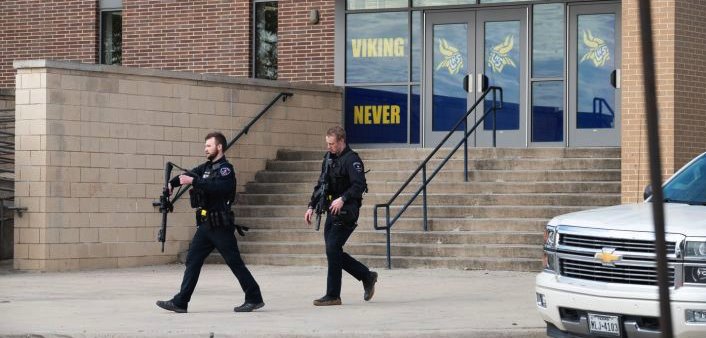 Tiroteo en Texas deja dos estudiantes heridos