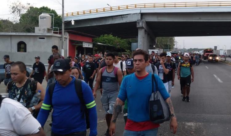 Sale nueva caravana con alrededor de 300 migrantes de Tapachula