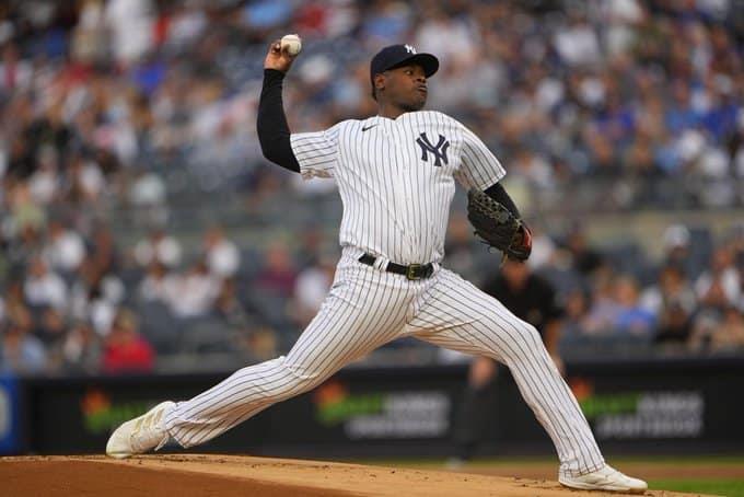 Luis Severino en riesgo de perderse el inicio de Grandes Ligas con Yankees por distensión muscular