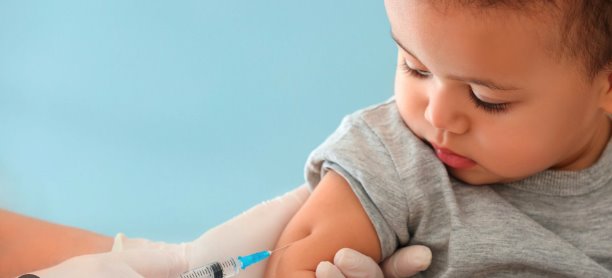 Llama Salud a aplicar la vacuna Triple Viral a menores