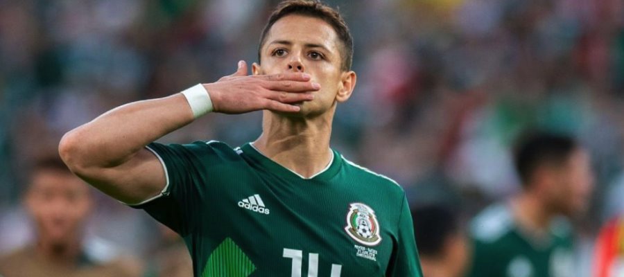 Chicharito confiesa llamada con Diego Cocca y su posible regreso a la Selección Mexicana