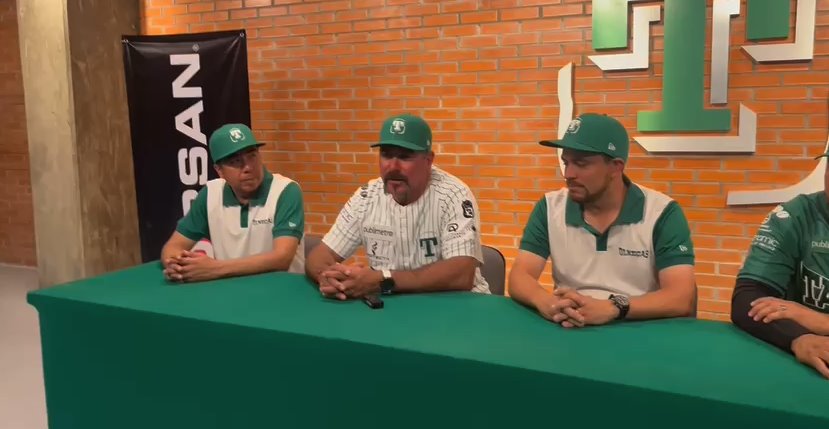 Benjamín Gil no estará en la inauguración del Centenario; vino a dar clínica de beisbol