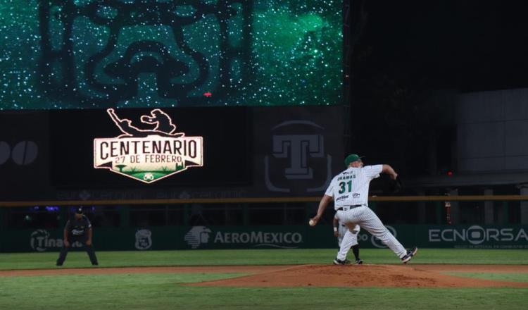 ¡De jonrón! Olmecas gana su primer juego oficial en el Centenario 27 de Febrero con HR de Joseph Rosa