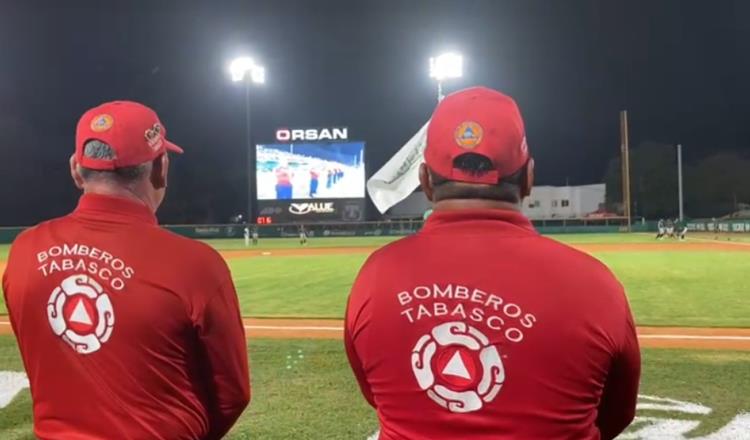 Olmecas rinde homenaje al H. Cuerpo de Bomberos del Estado por su noble labor