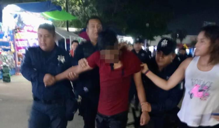 Joven presuntamente ebrio se tira a la Laguna en la Feria Tabasco