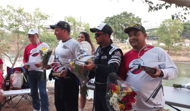 Con más de 30 pilotos se realizó con gran éxito el Primer Gran Premio de Motonáutica de Tabasco